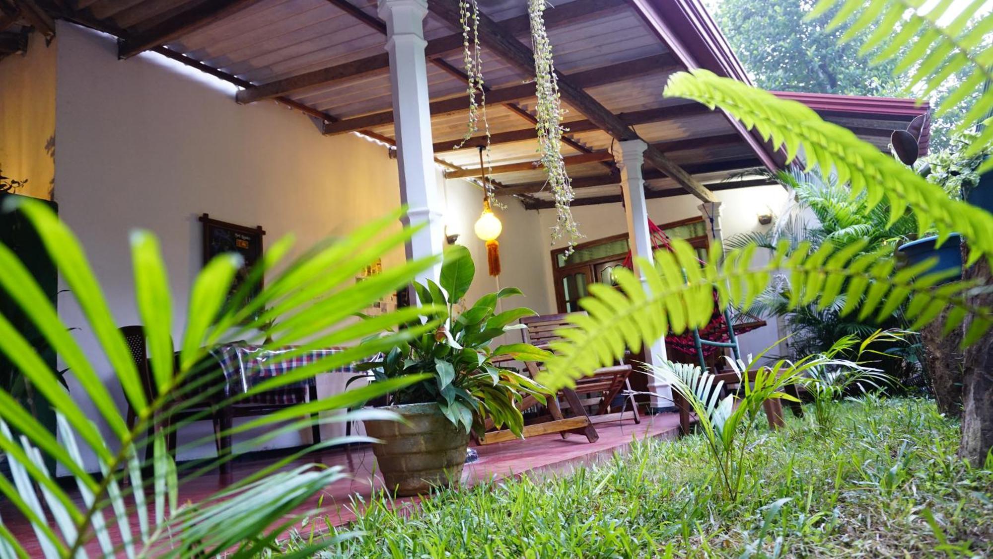 Namal Homestay Sigiriya Luaran gambar